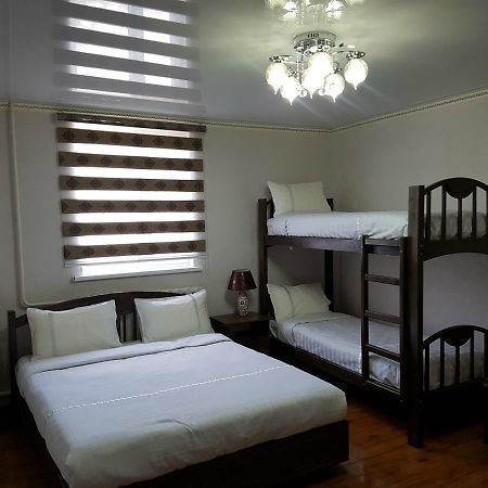 Datka Guest House Naryn Esterno foto