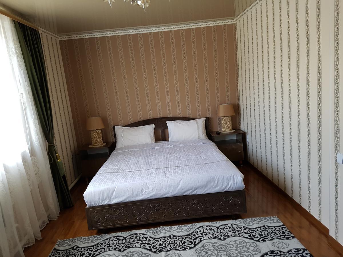 Datka Guest House Naryn Esterno foto