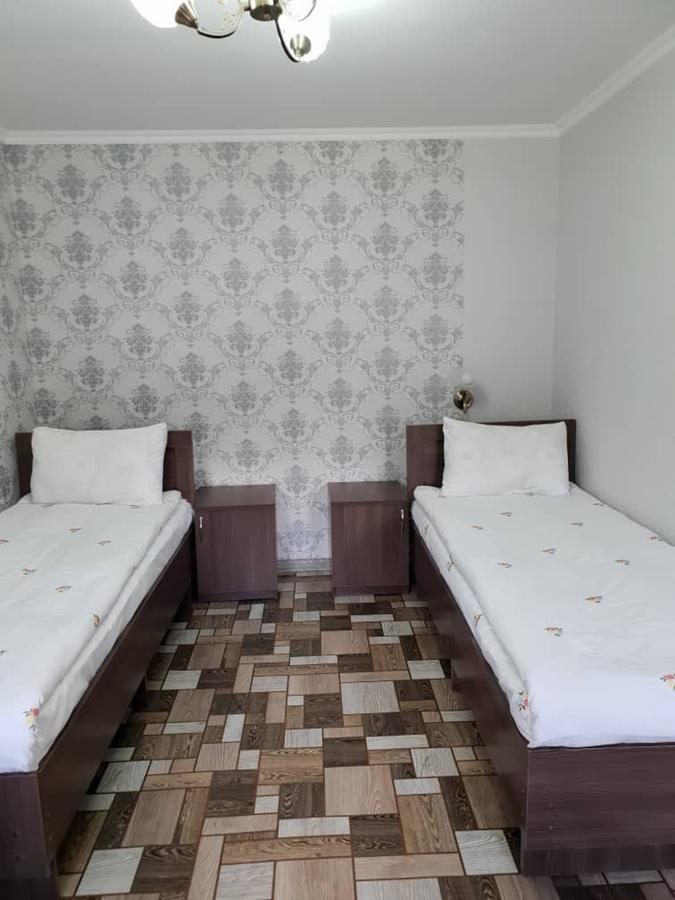Datka Guest House Naryn Esterno foto